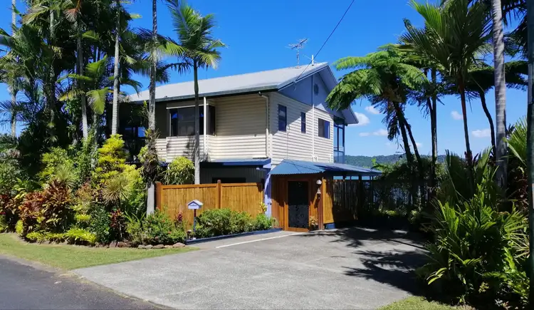Second view of Homely house listing, 3 Alice st, Flying Fish Point QLD 4860