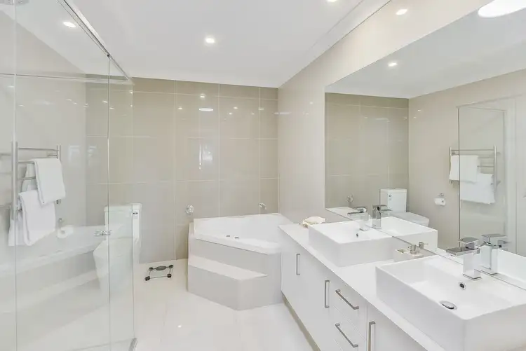 Sixth view of Homely house listing, 2/10 Vaggelas Crescent, Biggera Waters QLD 4216