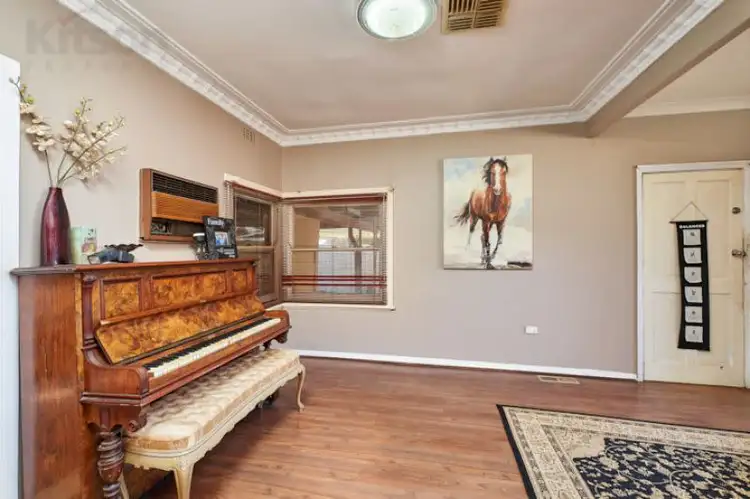Fourth view of Homely house listing, 574 Kooringal Road, Kooringal NSW 2650