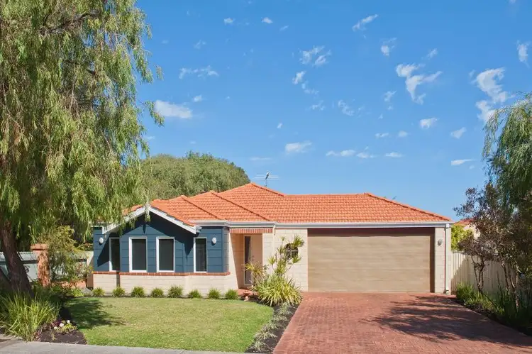 1 Ray Avenue, Broadwater WA 6280