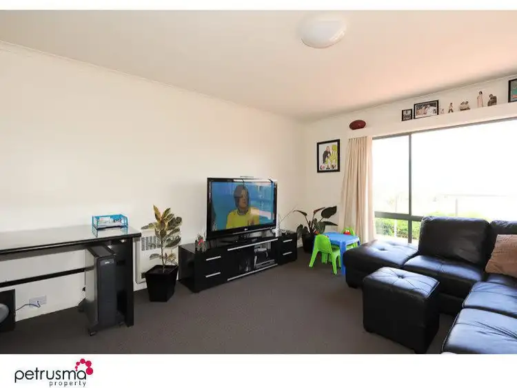 Fifth view of Homely unit listing, 2/1 Owen Court, Lindisfarne TAS 7015