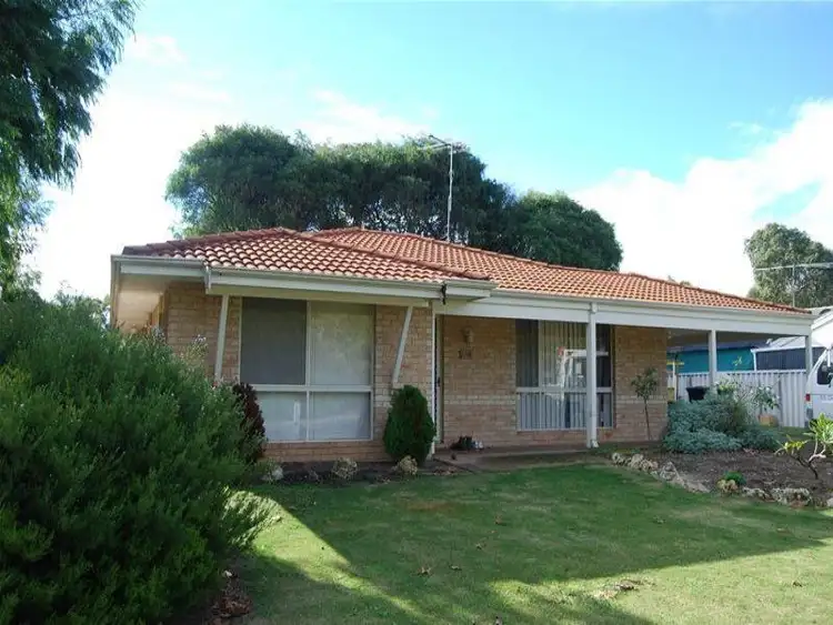 26 Clydebank Avenue, West Busselton WA 6280