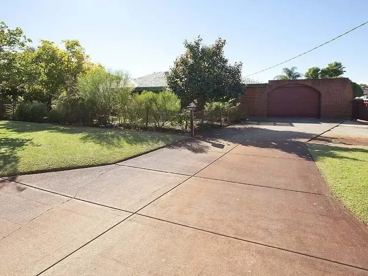 90 Crandon Street, Gosnells WA 6110