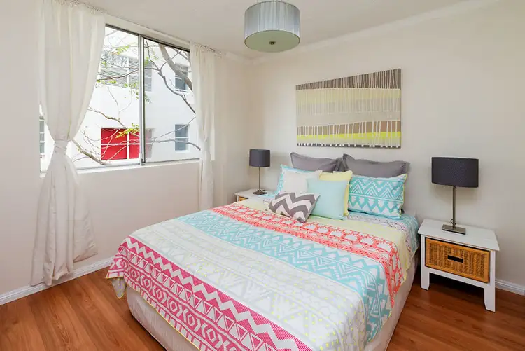 Third view of Homely apartment listing, 22/90-92 Elizabeth Bay Road, Elizabeth Bay NSW 2011