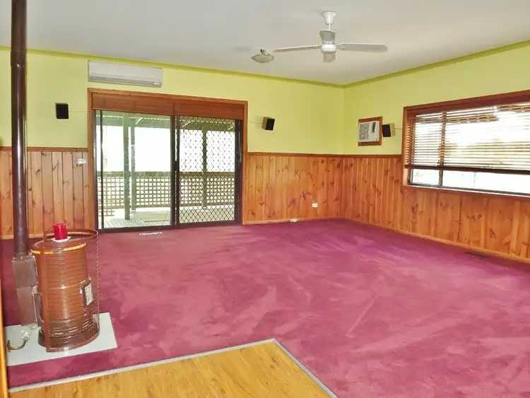 Fifth view of Homely house listing, 2 Phillip Street, Moe VIC 3825