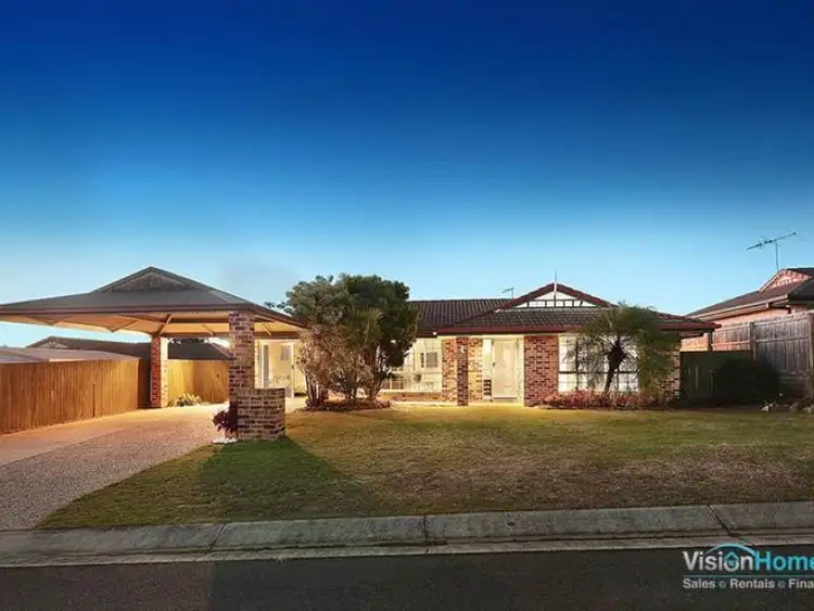 4 Perentie St, Regents Park QLD 4118