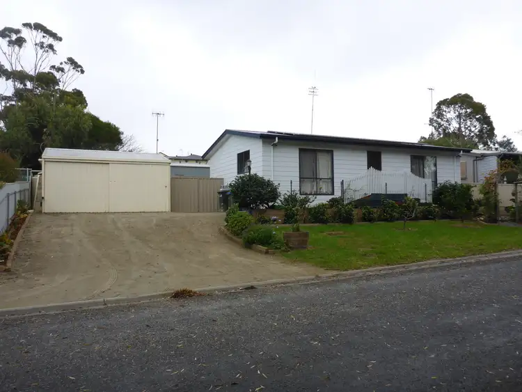 5 Galpin Avenue, Victor Harbor SA 5211
