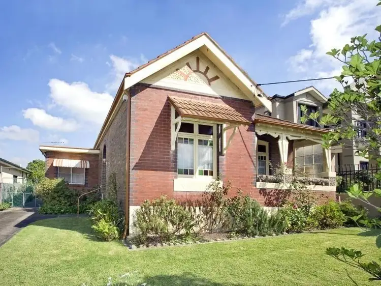 33 Seymour Street, Croydon Park NSW 2133