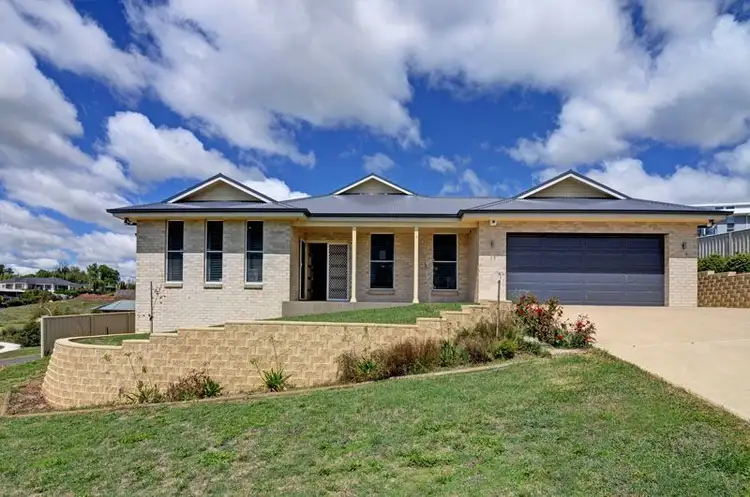 13 Stirling Avenue, Orange NSW 2800