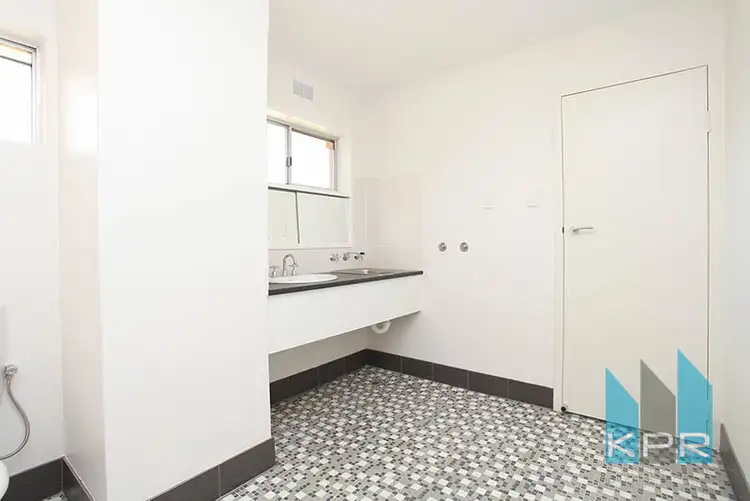 Sixth view of Homely unit listing, 10/299 Harborne Street, Glendalough WA 6016