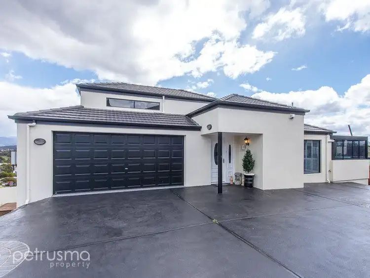 1/7 Paige Court, Mornington TAS 7018