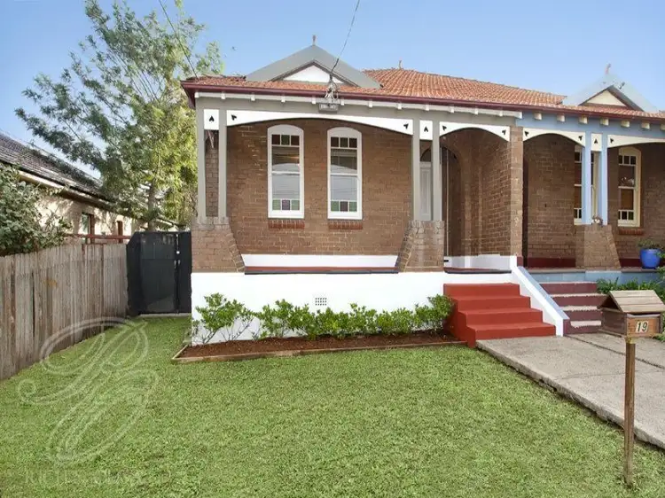 19 Kembla Street, Croydon Park NSW 2133