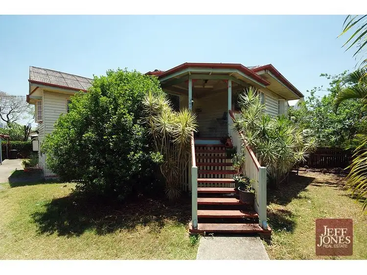 20 St Leonards Street, Coorparoo QLD 4151