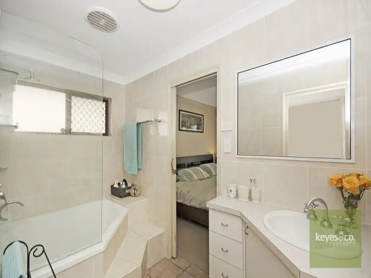Fifth view of Homely house listing, 28 Belmont Park Avenue, Kirwan QLD 4817