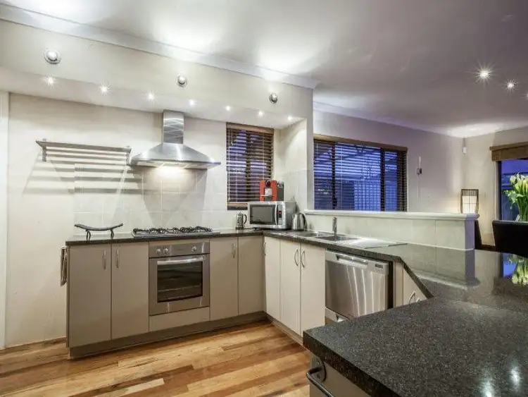 Fifth view of Homely house listing, 6 Deveraux Crescent, Aveley WA 6069