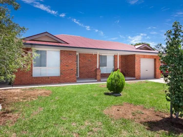 1/7 Yirribin Place, Glenfield Park NSW 2650