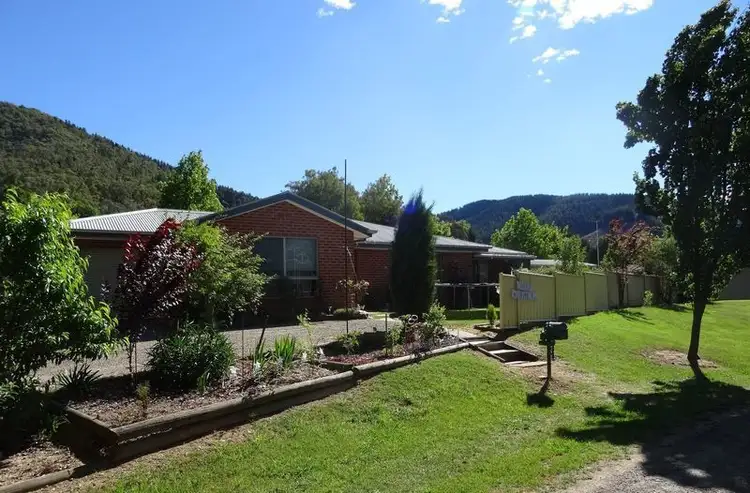 1/26 Gavan Street, Bright VIC 3741