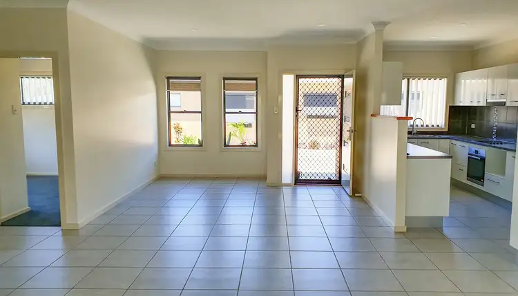 Sixth view of Homely unit listing, 15B Celtic Circuit, Townsend NSW 2463