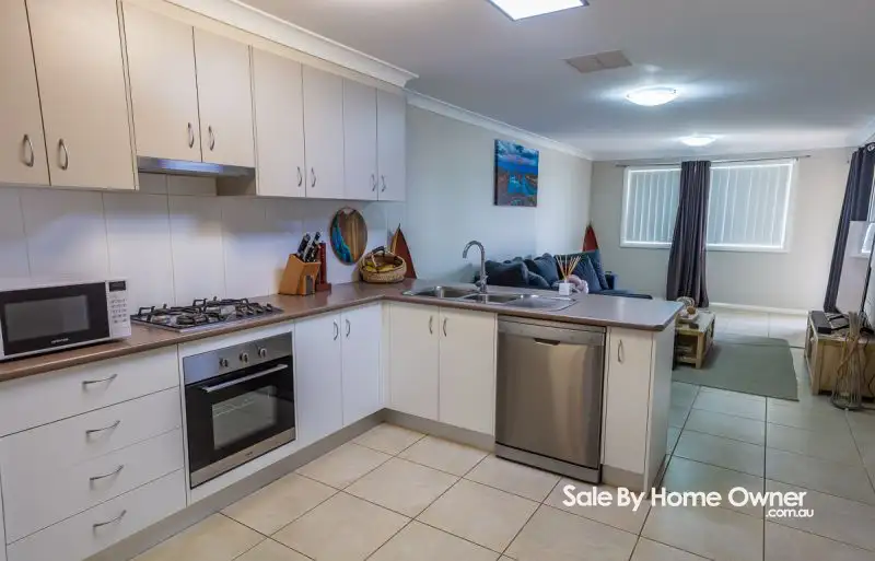 Main view of Homely unit listing, 8A Lake Place, North Tamworth NSW 2340