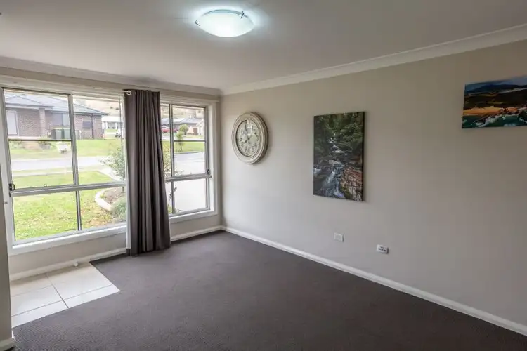 Sixth view of Homely unit listing, 8A Lake Place, North Tamworth NSW 2340