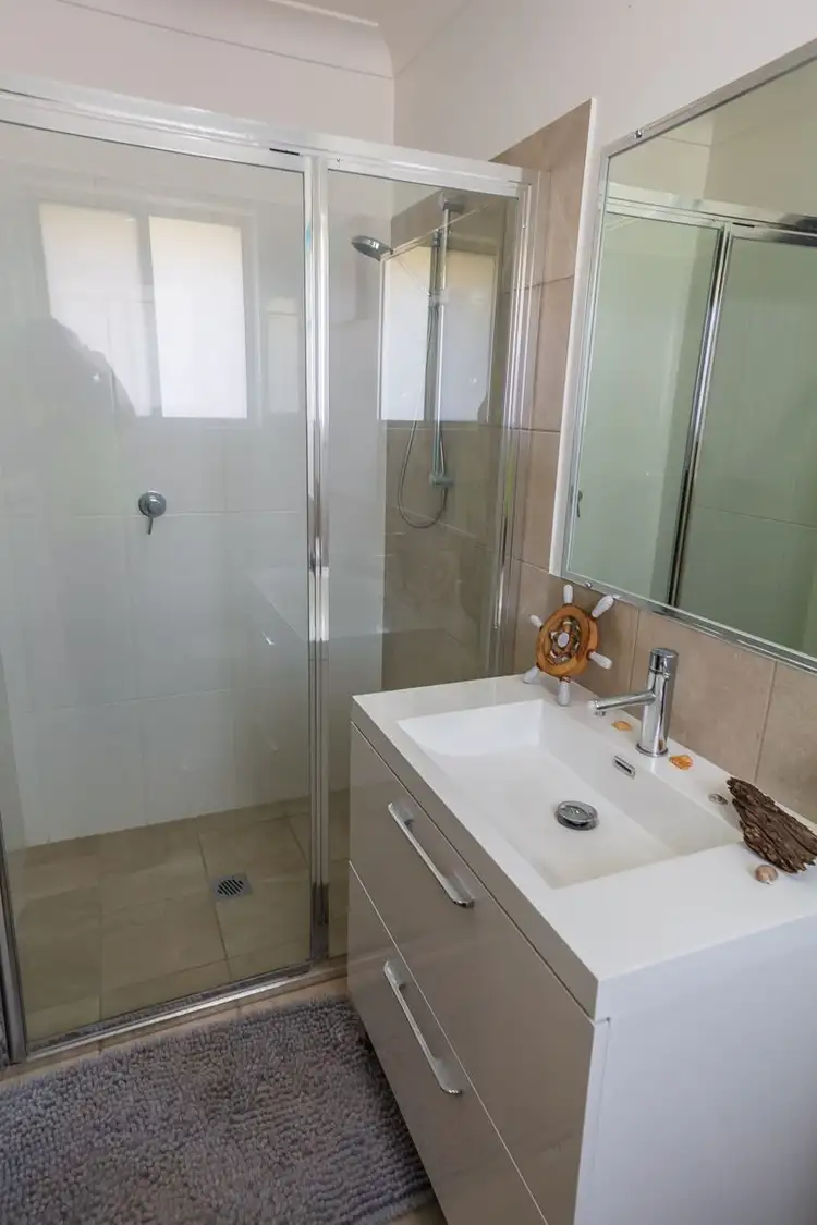 Seventh view of Homely unit listing, 8A Lake Place, North Tamworth NSW 2340