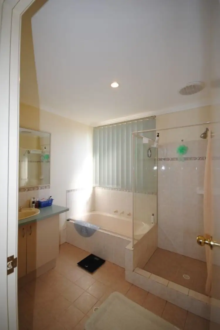 Seventh view of Homely house listing, 6 View St, York WA 6302