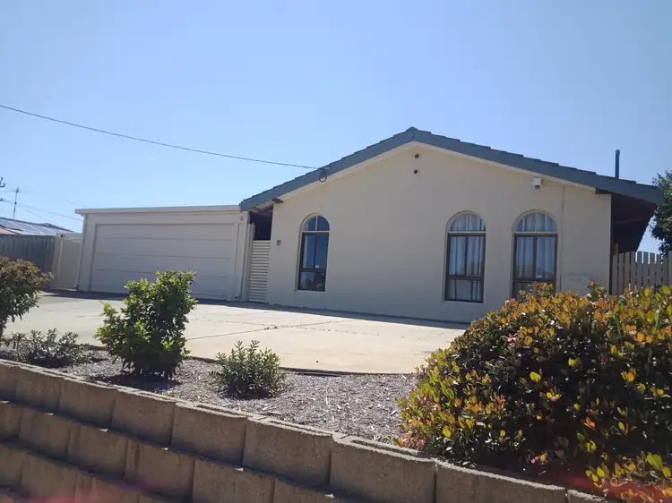 5 Anerley Street, Hamersley WA 6022