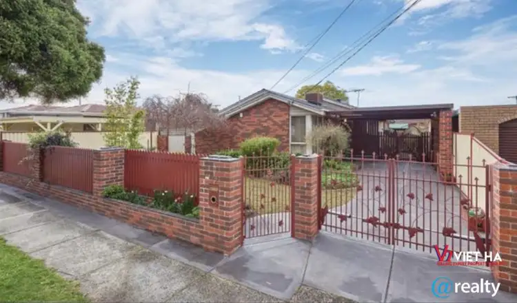 19 Darren Road, Springvale South VIC 3172