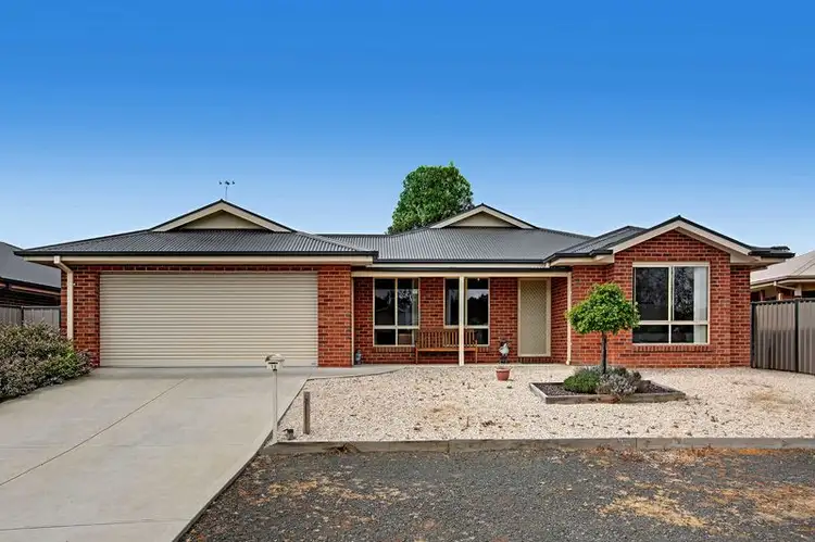 18 STAFFORD STREET, Broadford VIC 3658