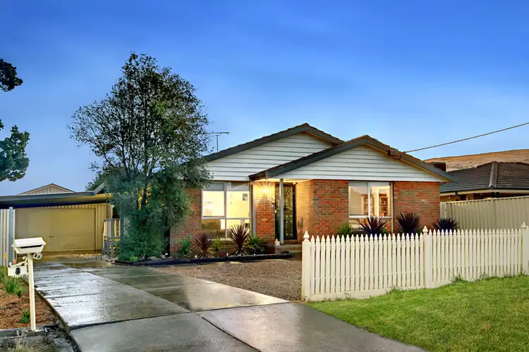 8 BUTLER COURT, Wallan VIC 3756