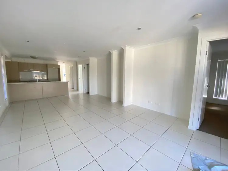 Sixth view of Homely unit listing, 1 Cello Court, Chinchilla QLD 4413