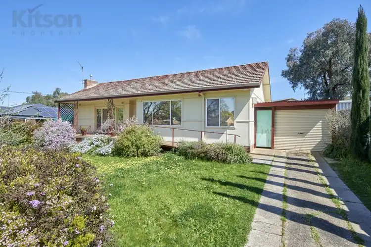 392 Lake Albert Road, Kooringal NSW 2650