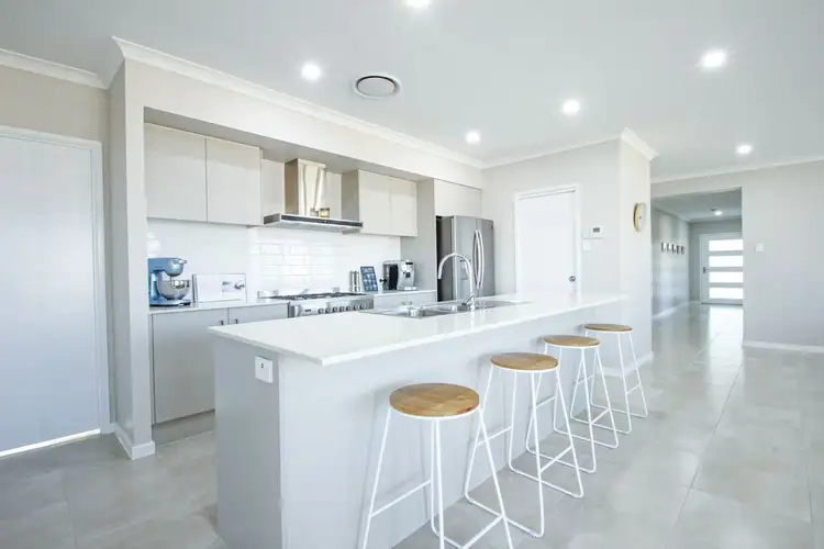 Fifth view of Homely house listing, 41 Barr Promenade, Thornton NSW 2322