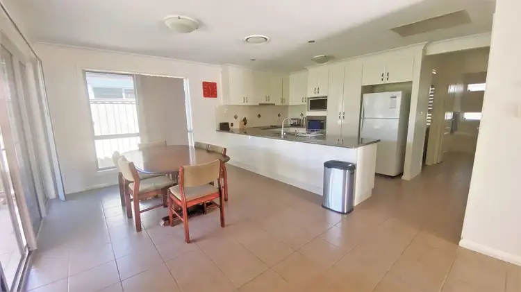 Fifth view of Homely unit listing, 1/1 Tara Road, Chinchilla QLD 4413