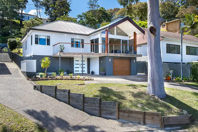 8 Wimbledon Grove, Garden Suburb NSW 2289