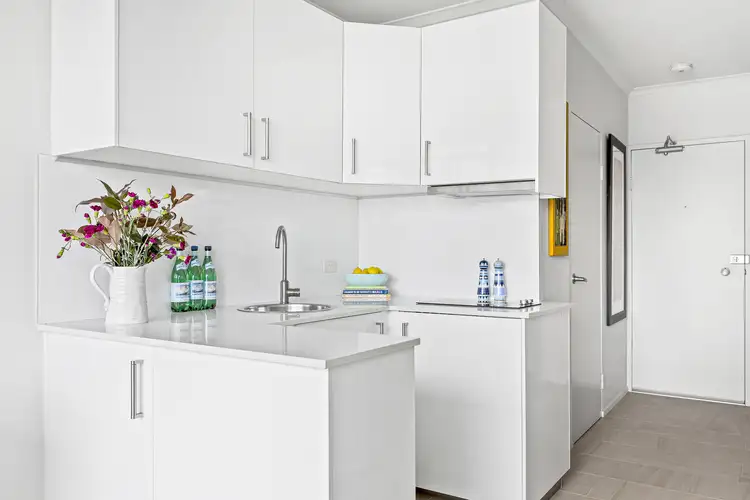 Fourth view of Homely studio listing, 607/5 Ward Avenue, Potts Point NSW 2011