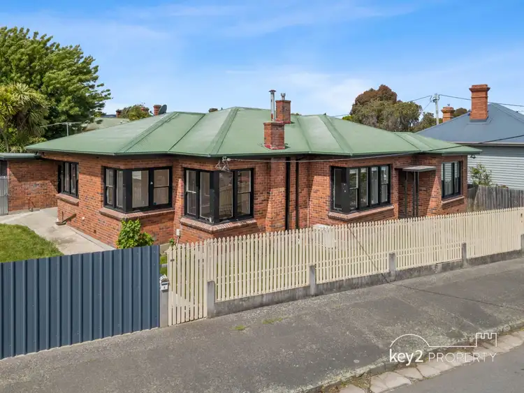 8 Albion Street, Invermay TAS 7248