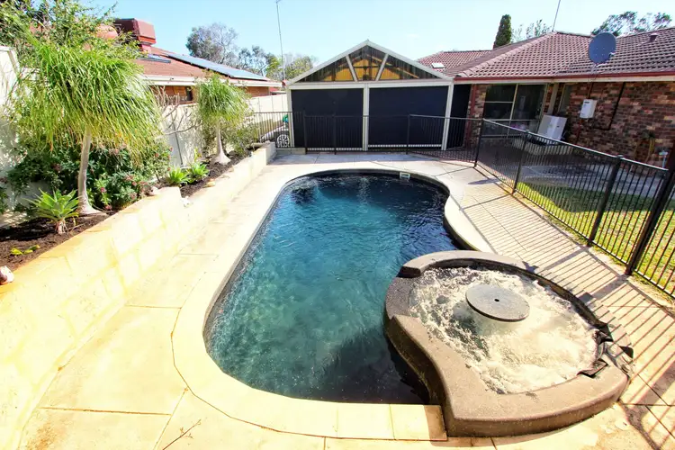 Fifth view of Homely house listing, 19 Elderberry Circle, Halls Head WA 6210