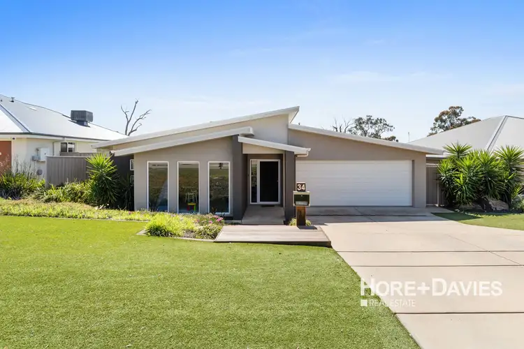 34 Barton Avenue, Lloyd NSW 2650