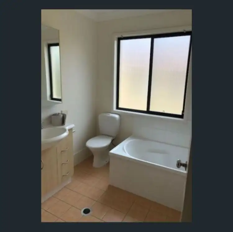 Sixth view of Homely townhouse listing, 2/755 Ashmore Road, Molendinar QLD 4214