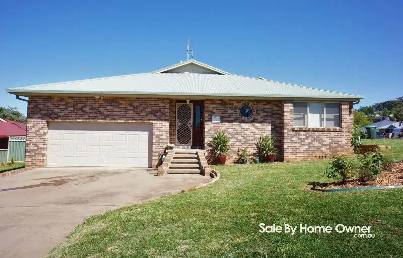 Main view of Homely house listing, 20 Dalley St, Parkes NSW 2870