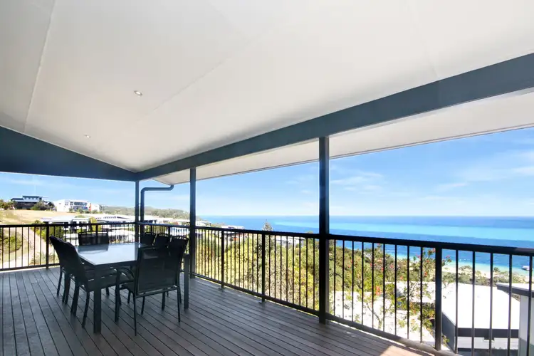 5 Ramosus Street, Tangalooma QLD 4025