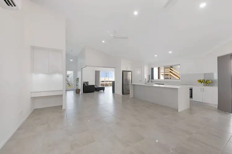 Sixth view of Homely house listing, 3 Martins Court, Qunaba QLD 4670