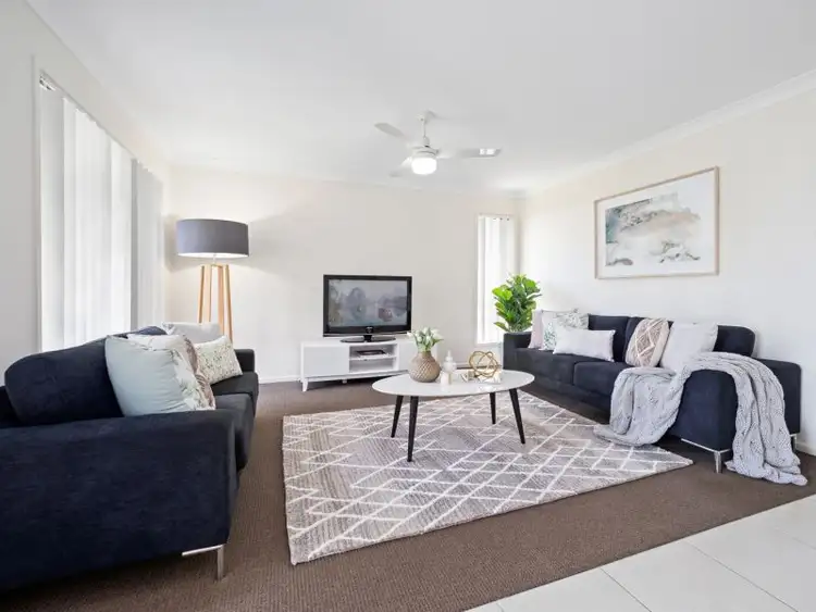 21 Rolland Parade, Warner QLD 4500