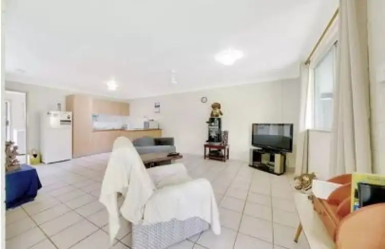 Third view of Homely house listing, 10 Barracuda Street, Lammermoor QLD 4703