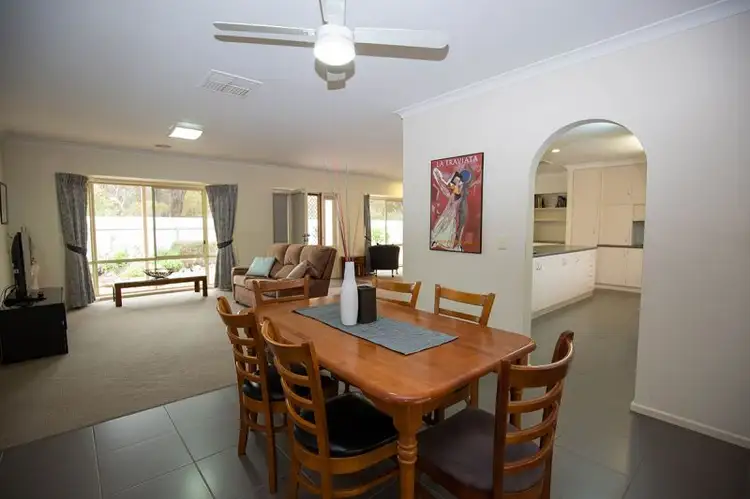 Fourth view of Homely house listing, 5 Spry Court, Horsham VIC 3400