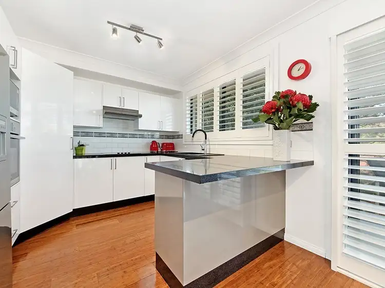 43 Hennessy Lane, Figtree NSW 2525
