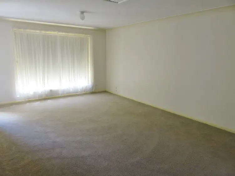 Second view of Homely unit listing, 2/21 Kimberley Drive, Wagga Wagga NSW 2650