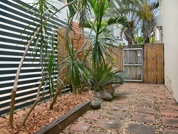 Third view of Homely townhouse listing, 22/10-16 Digger St, Cairns North QLD 4870