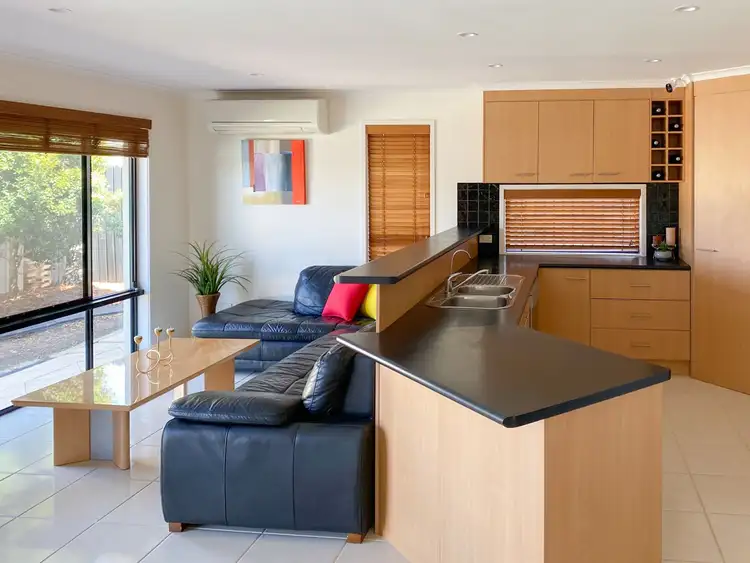 Sixth view of Homely house listing, 8 Cromdale Circuit, Kawungan QLD 4655